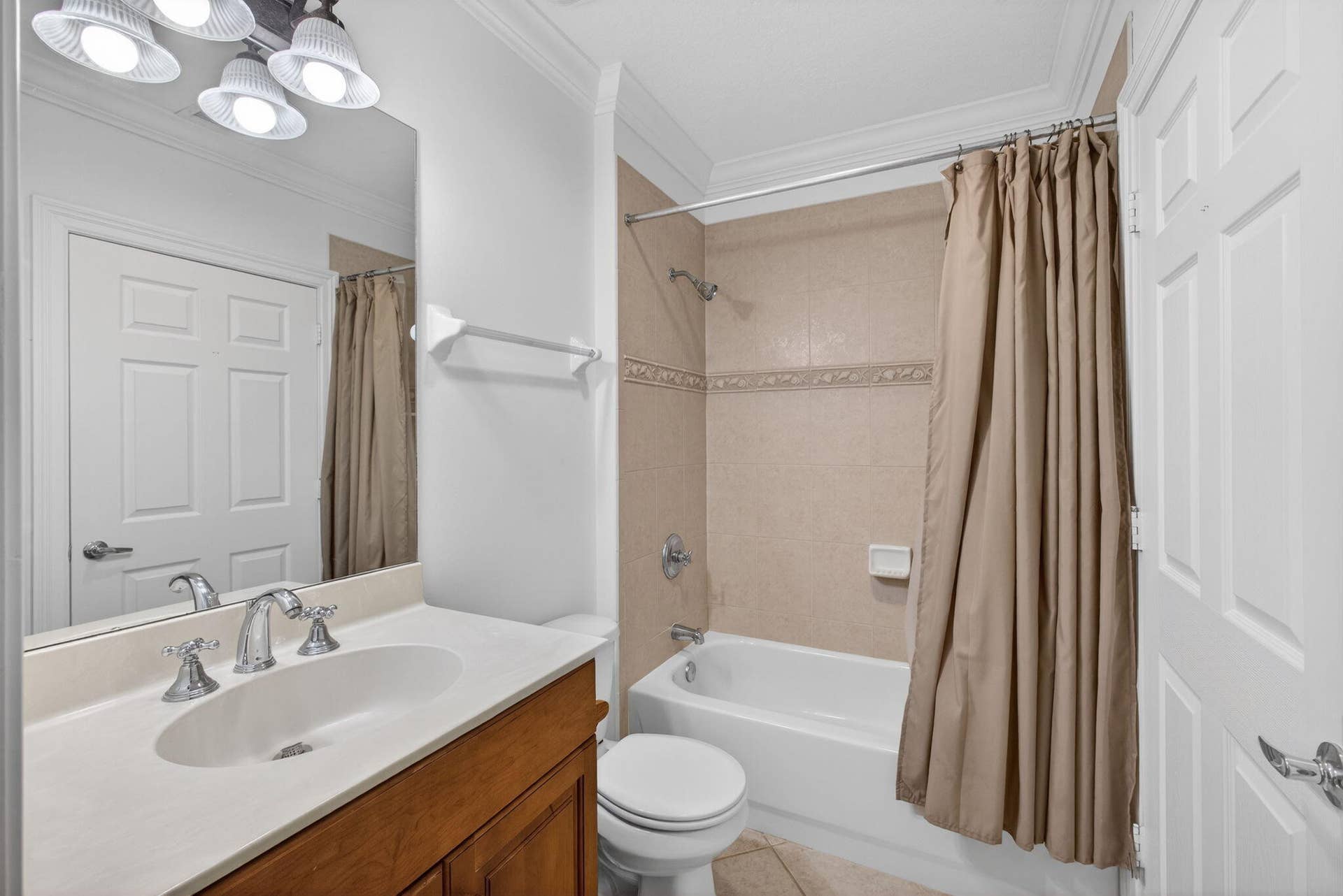800 Juno Ocean Walk, #304, Juno Beach, FL 33408 40-web-or-mls-5D1A0568