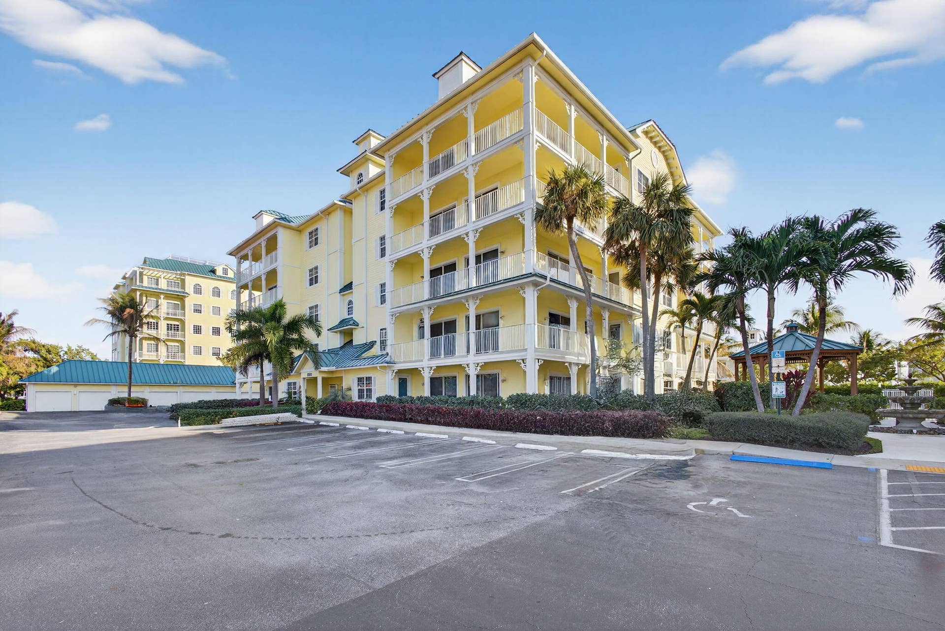 800 Juno Ocean Walk, #304, Juno Beach, FL 33408 49-web-or-mls-5D1A0634