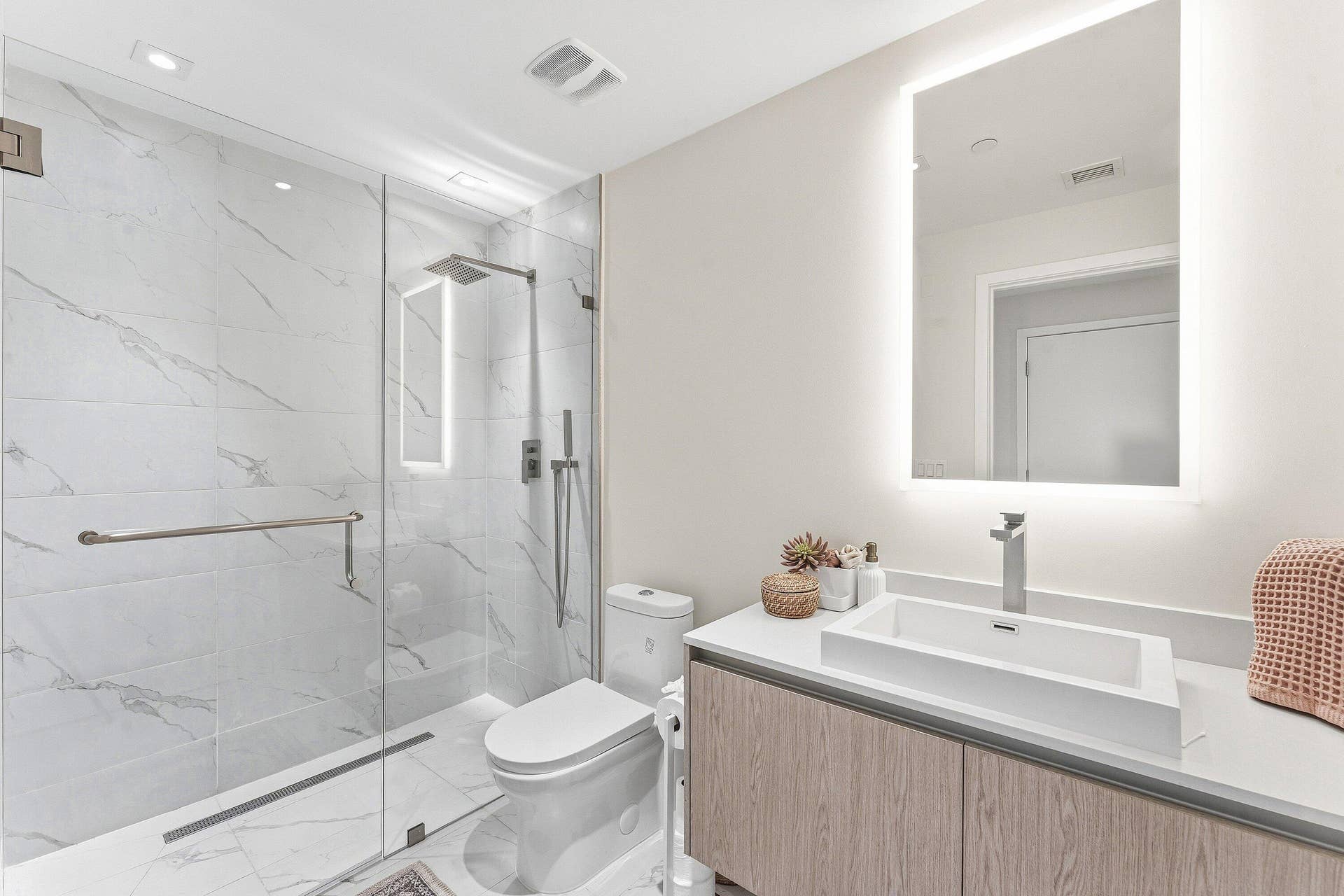 3100 N Ocean Drive, #1702p, Singer Island, FL 33404