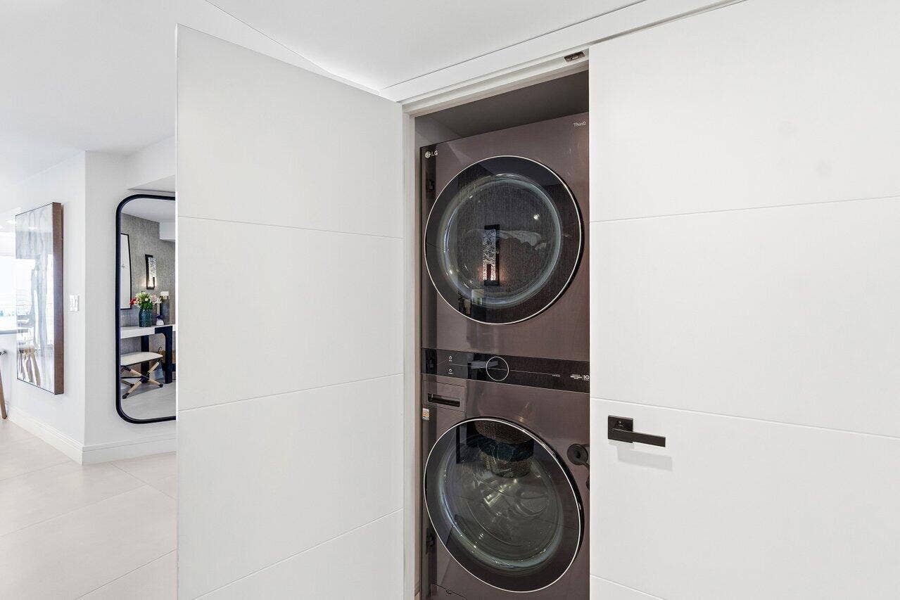 WASHER/DRYER