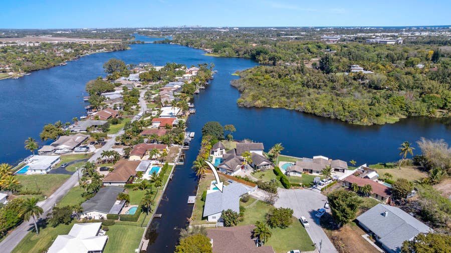 Property photo for 6797 Bayshore Drive, Lake Worth, FL