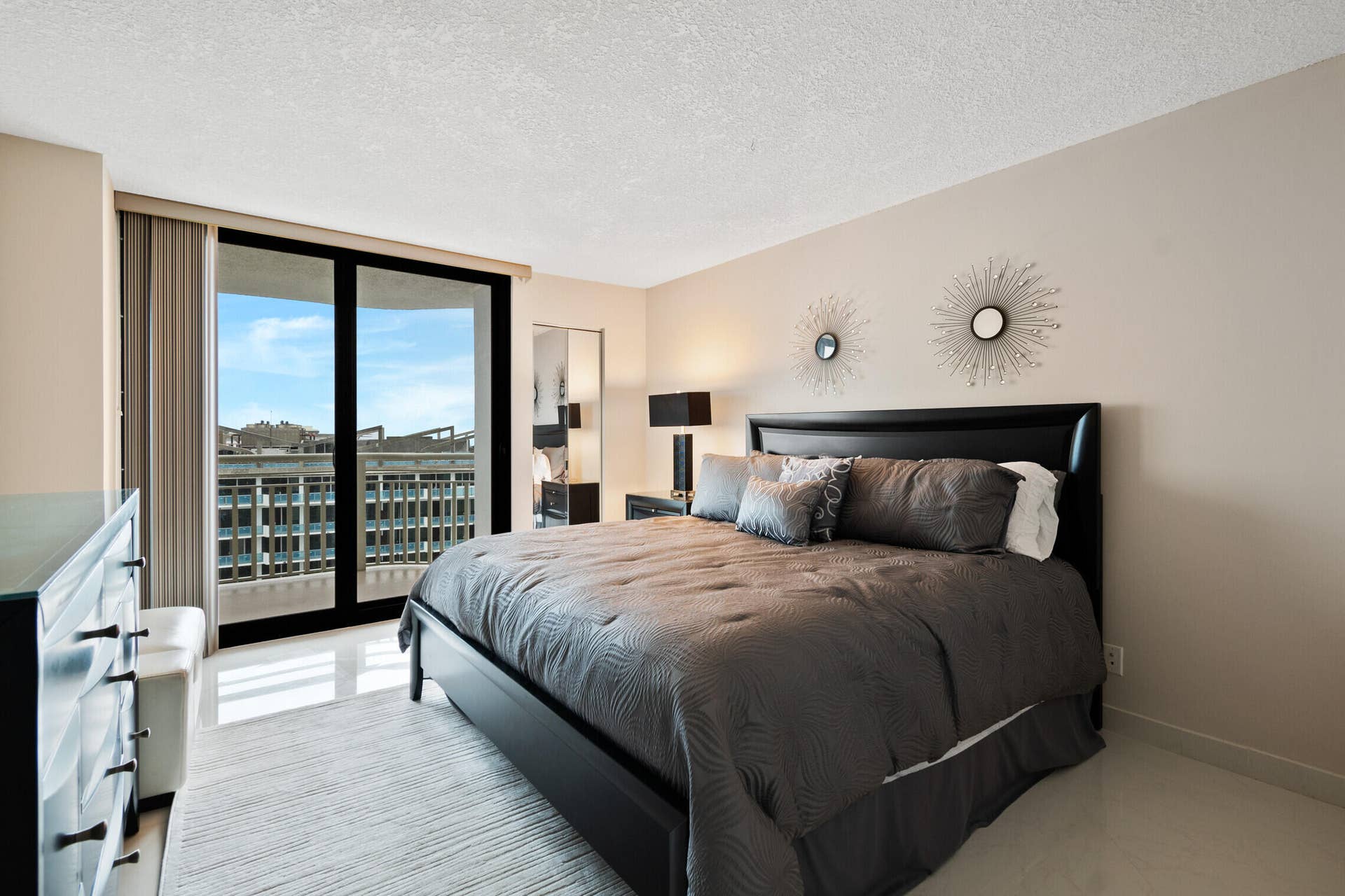 3000 N Ocean Drive, #26-B, Singer Island, Singer Island, FL 33404 3000 N Ocean Drive, #26-B, Singer Island, Singer Island, FL 33404