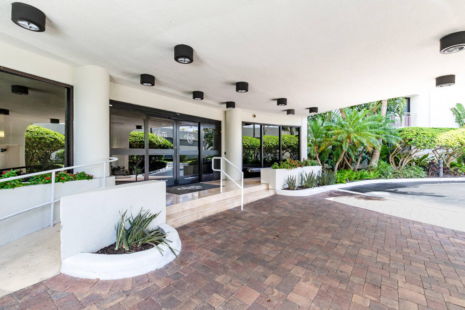 3000 N Ocean Drive, #26-B, Singer Island, Singer Island, FL 33404 3000 N Ocean Drive, #26-B, Singer Island, Singer Island, FL 33404