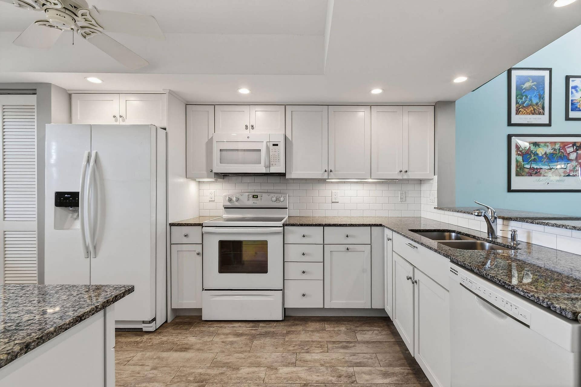 Fully remodeled Kitchen, with extensive counter and cabinet space and newer appliances