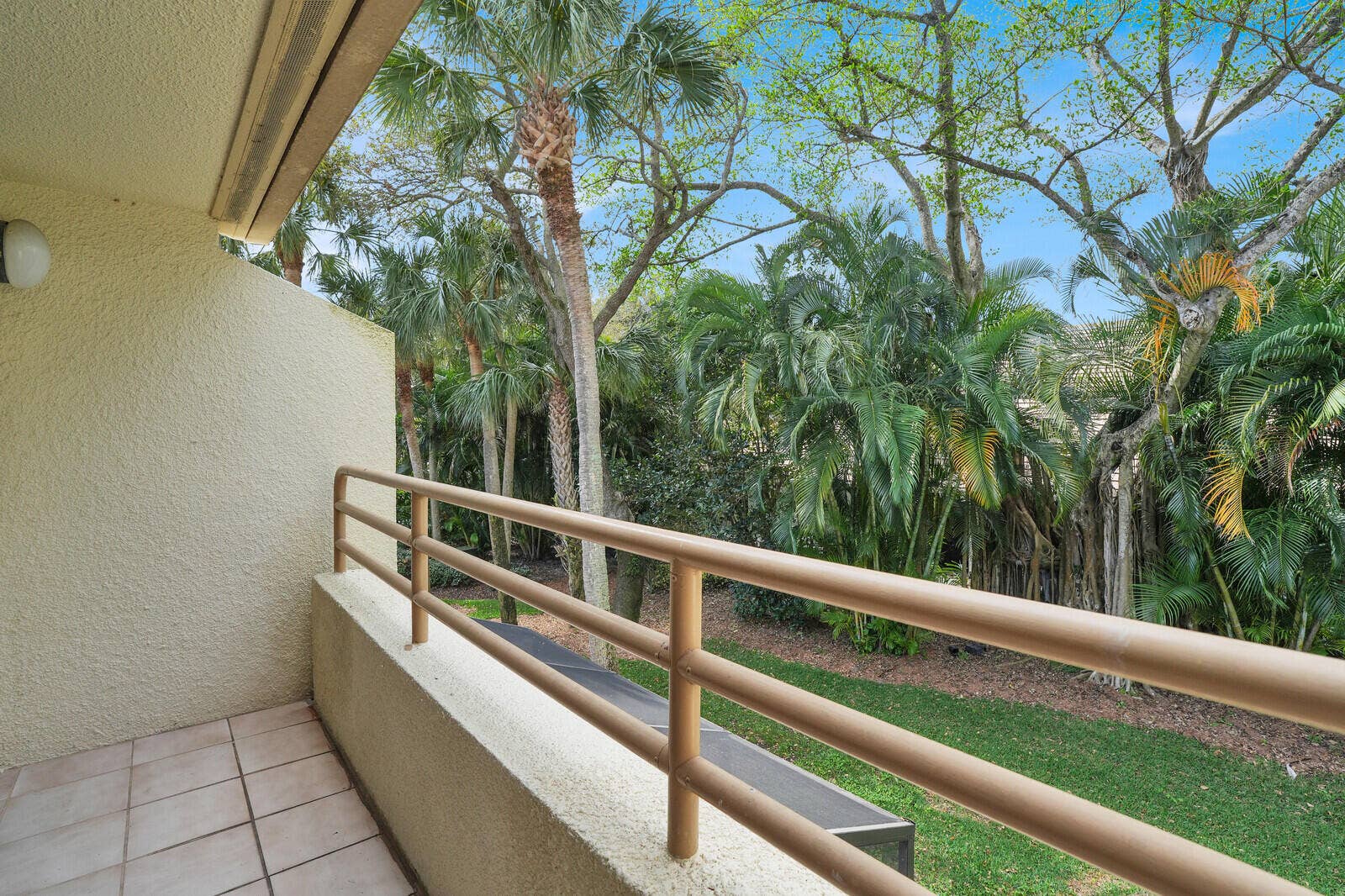 215 Oak Harbour Drive, Juno Beach, FL 33408 Primary Bedroom Balcony