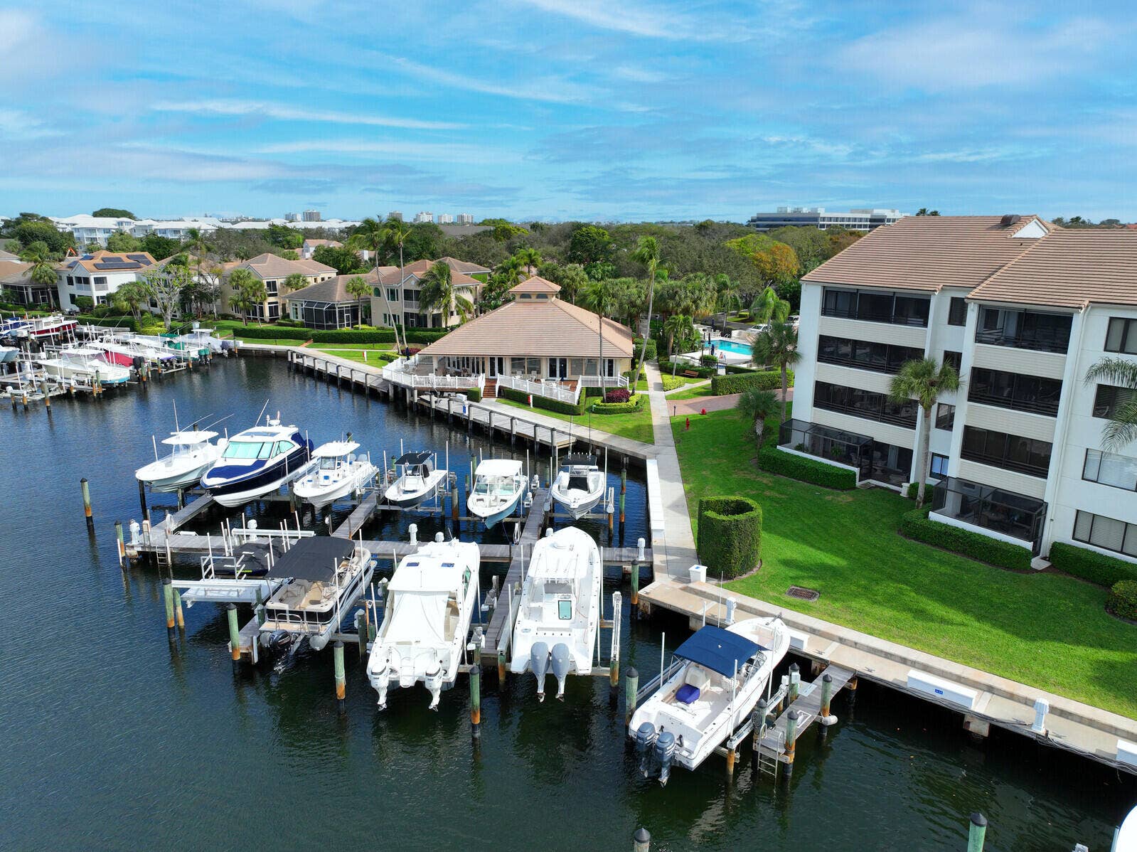 215 Oak Harbour Drive, Juno Beach, FL 33408 Aerial Marina