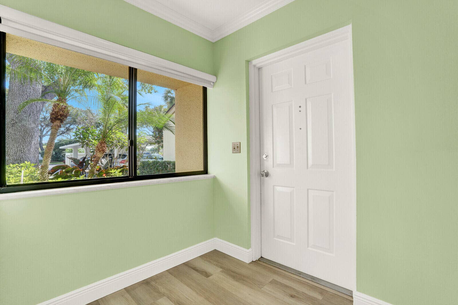 215 Oak Harbour Drive, Juno Beach, FL 33408 Foyer