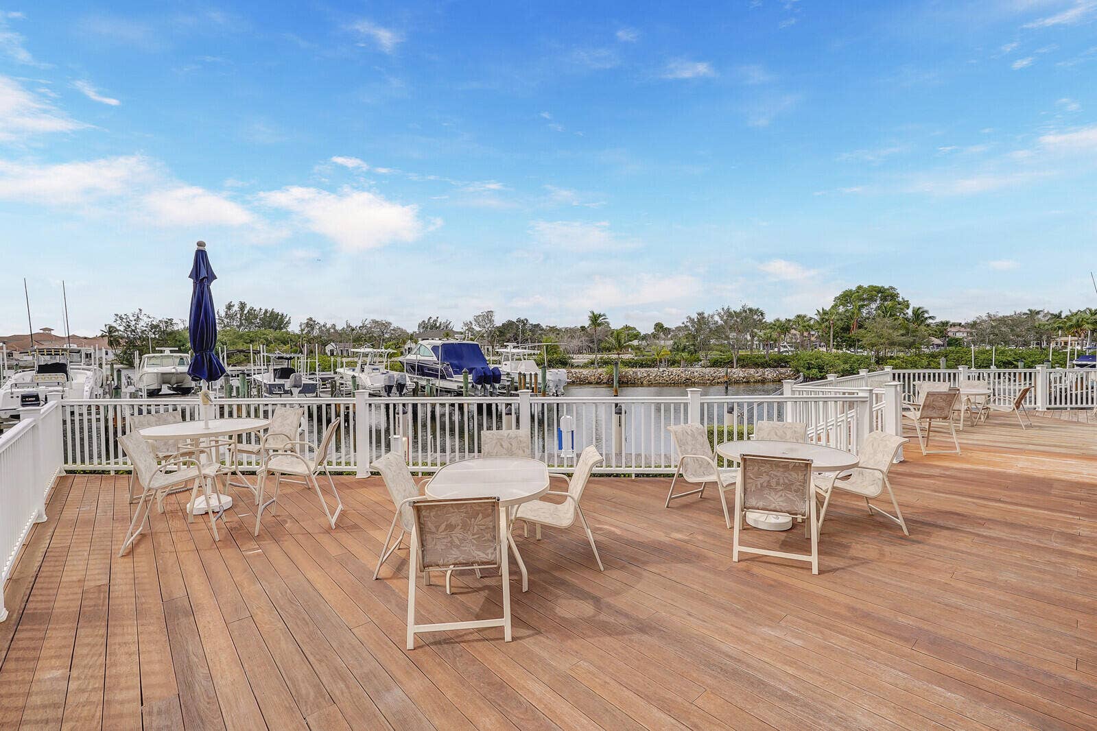 215 Oak Harbour Drive, Juno Beach, FL 33408 Clubhouse Deck