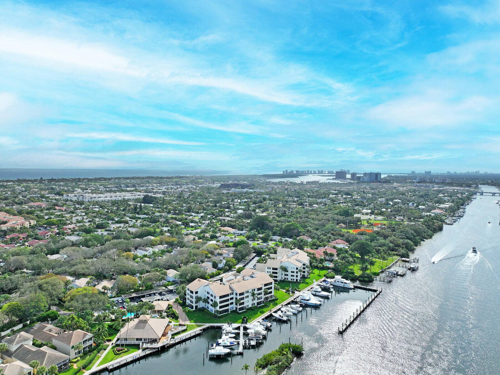 215 Oak Harbour Drive, Juno Beach, FL 33408 Aerial of Marina / Community