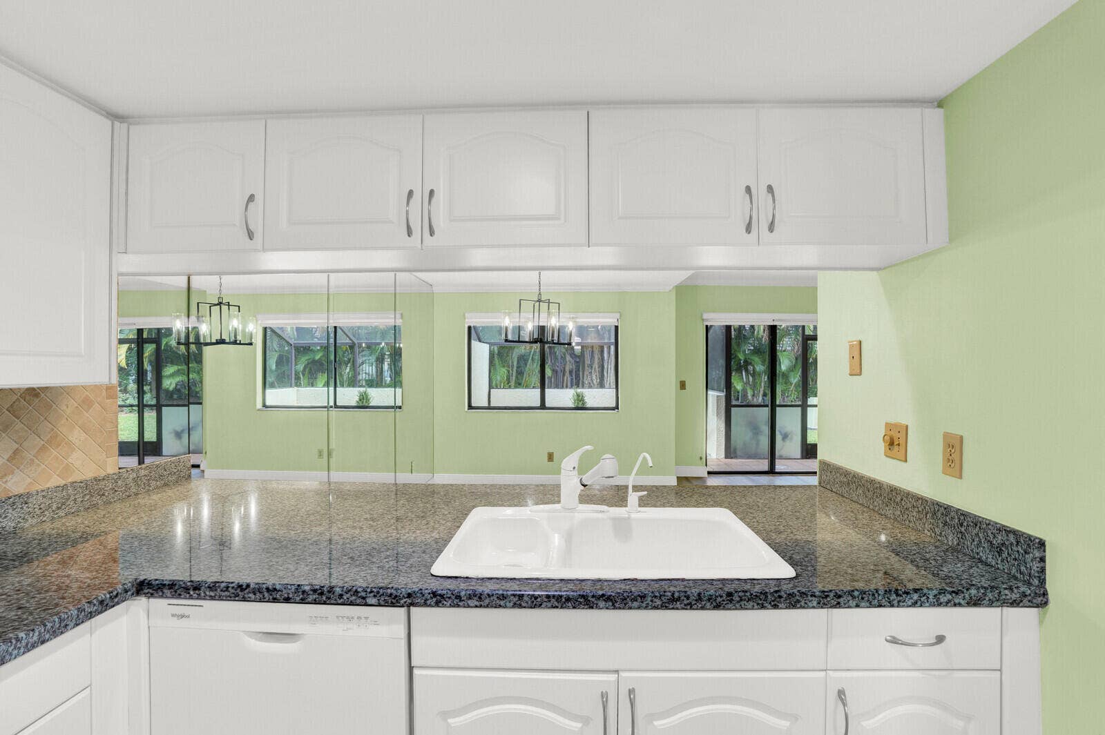 215 Oak Harbour Drive, Juno Beach, FL 33408 Kitchen