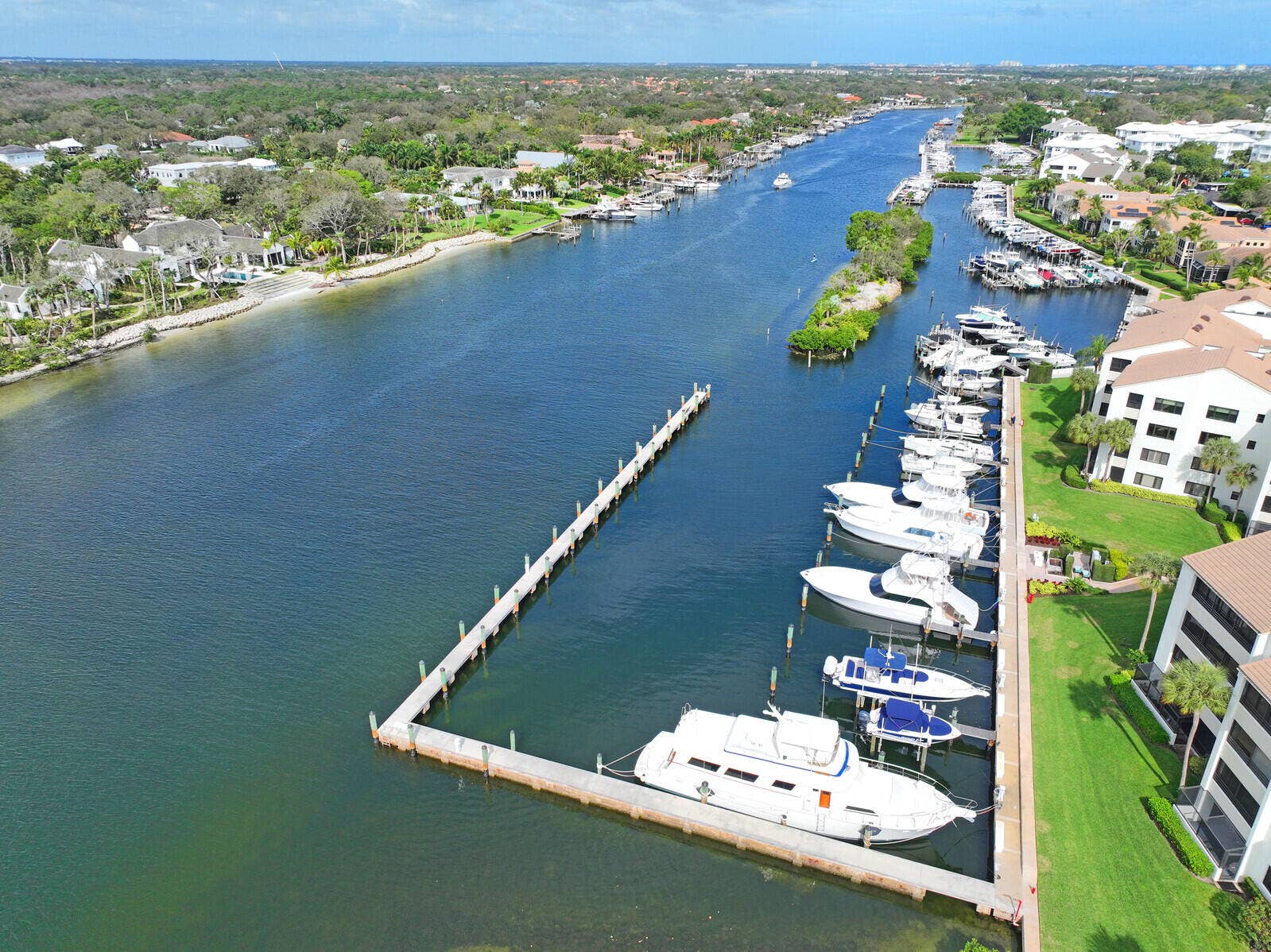 215 Oak Harbour Drive, Juno Beach, FL 33408 Aerial of Marina