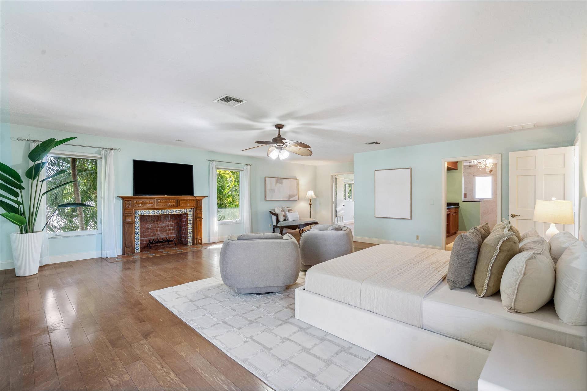 710 Marble Way, Boca Raton, FL 33432 Primary Bedroom with Fireplace