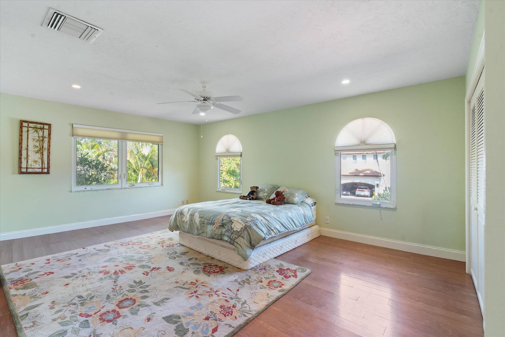 710 Marble Way, Boca Raton, FL 33432 Bedroom with Jack and Jill Bathroom
