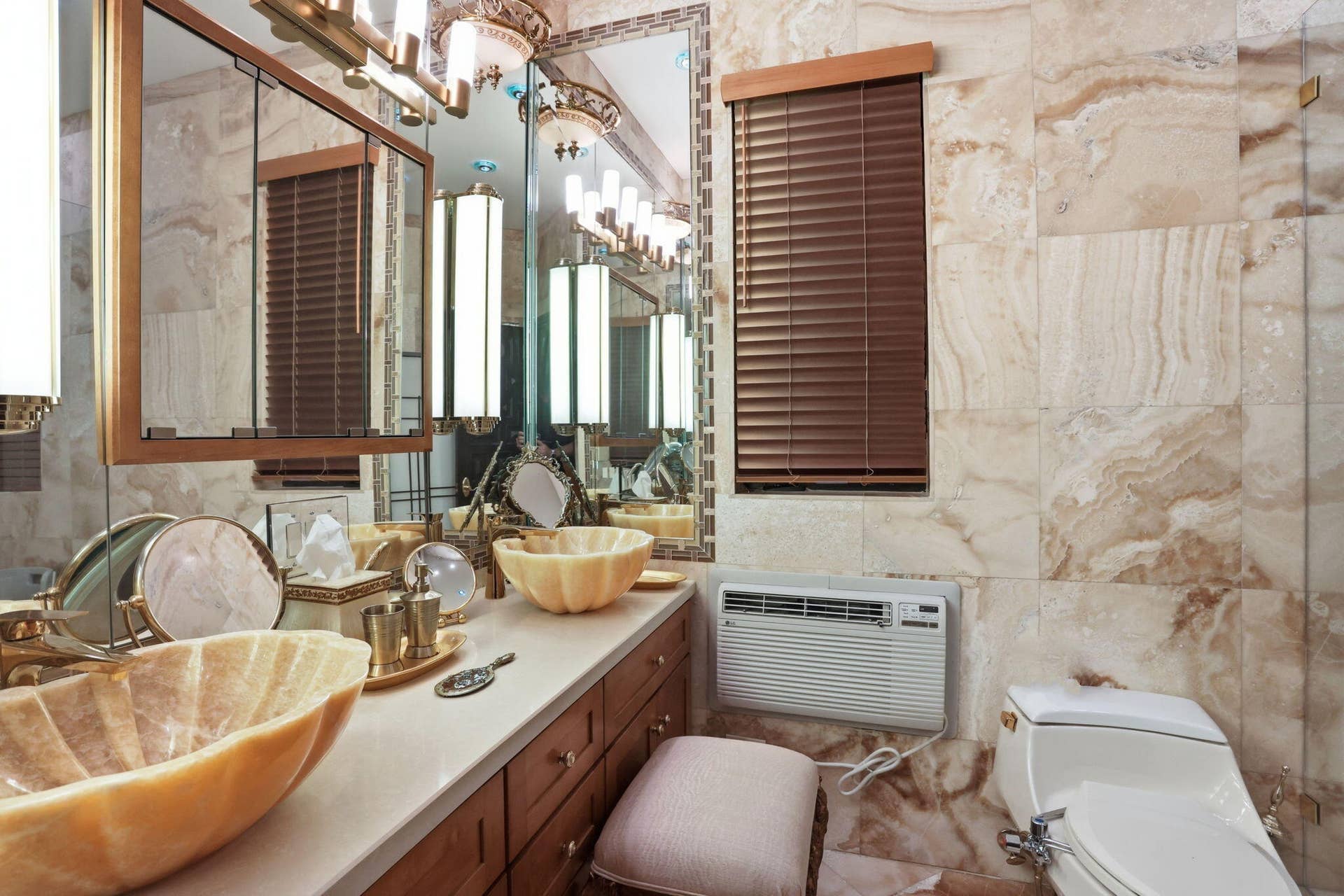 2850 NE 44th Street, Lighthouse Point, FL 33064 2850 NE 44th Street, Lighthouse Point, FL 33064