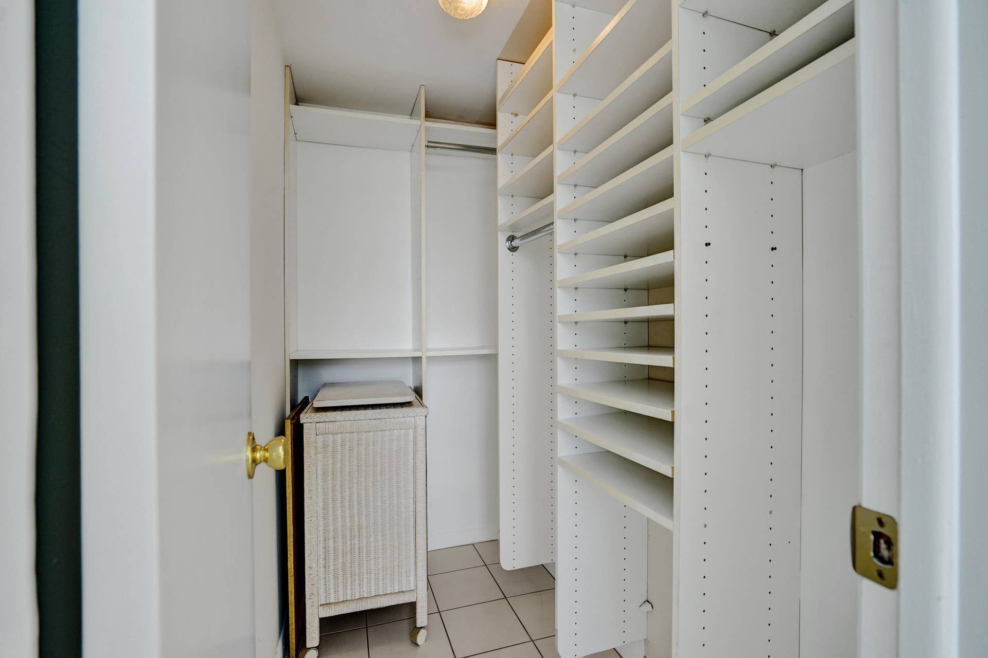 primary bedroom walk in closet