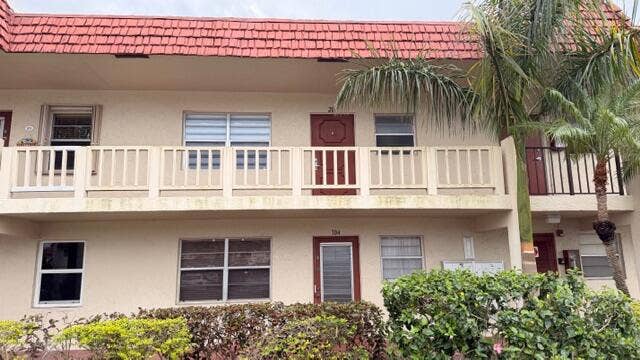 5 Abbey Lane, #104, Delray Beach, FL 33446 FRONT