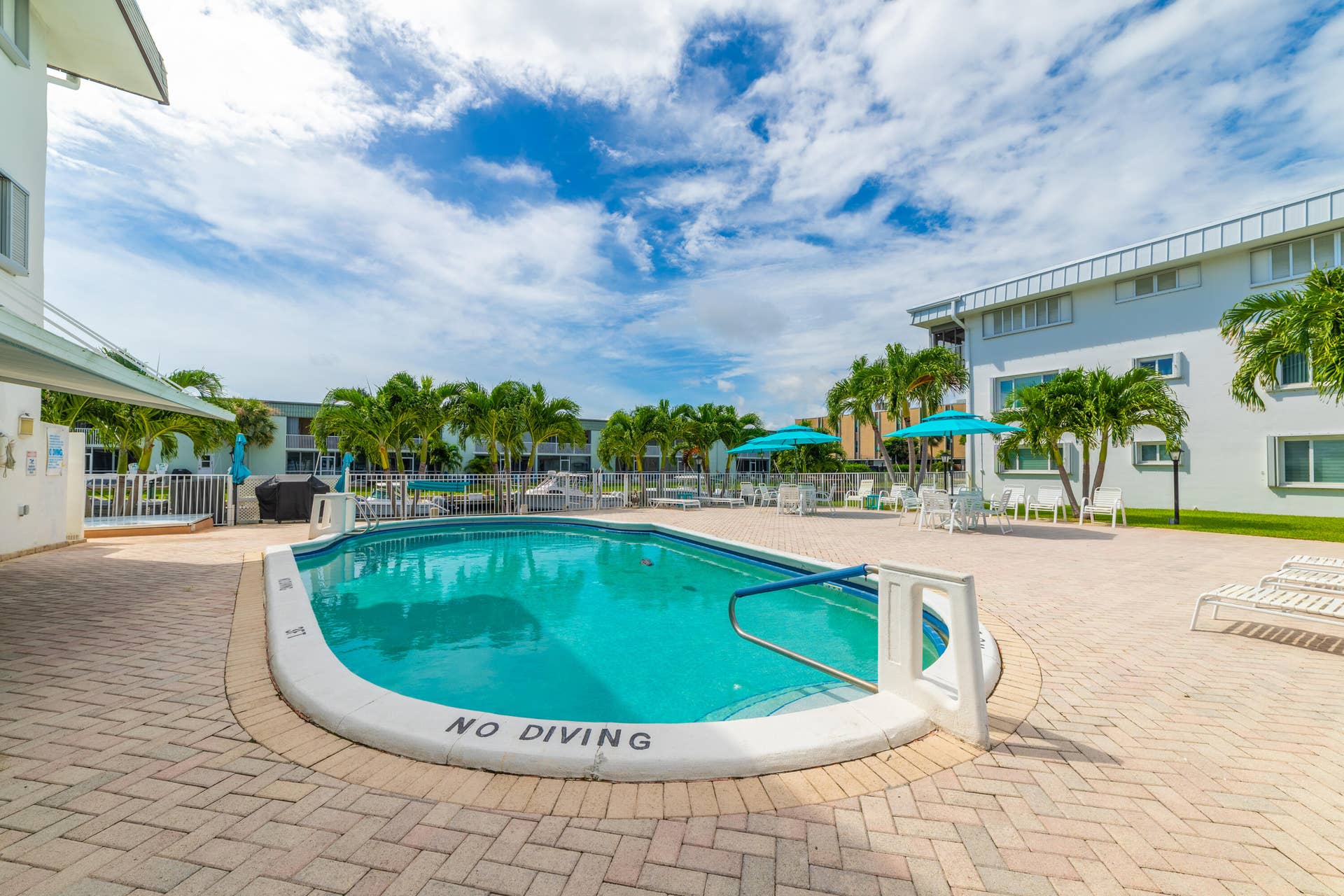 130 Doolen Court, #108, North Palm Beach, FL 33408 Pool Area
