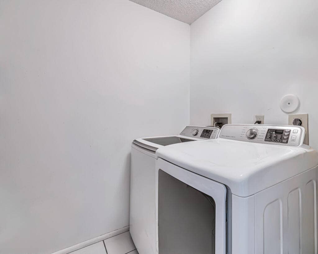 6235 Kings Gate Circle, Delray Beach, FL 33484 6235 Kings Gate Circle, Delray Beach, FL 33484