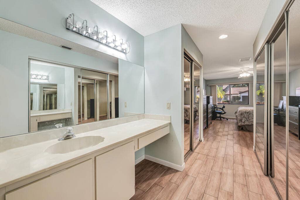 6235 Kings Gate Circle, Delray Beach, FL 33484 6235 Kings Gate Circle, Delray Beach, FL 33484