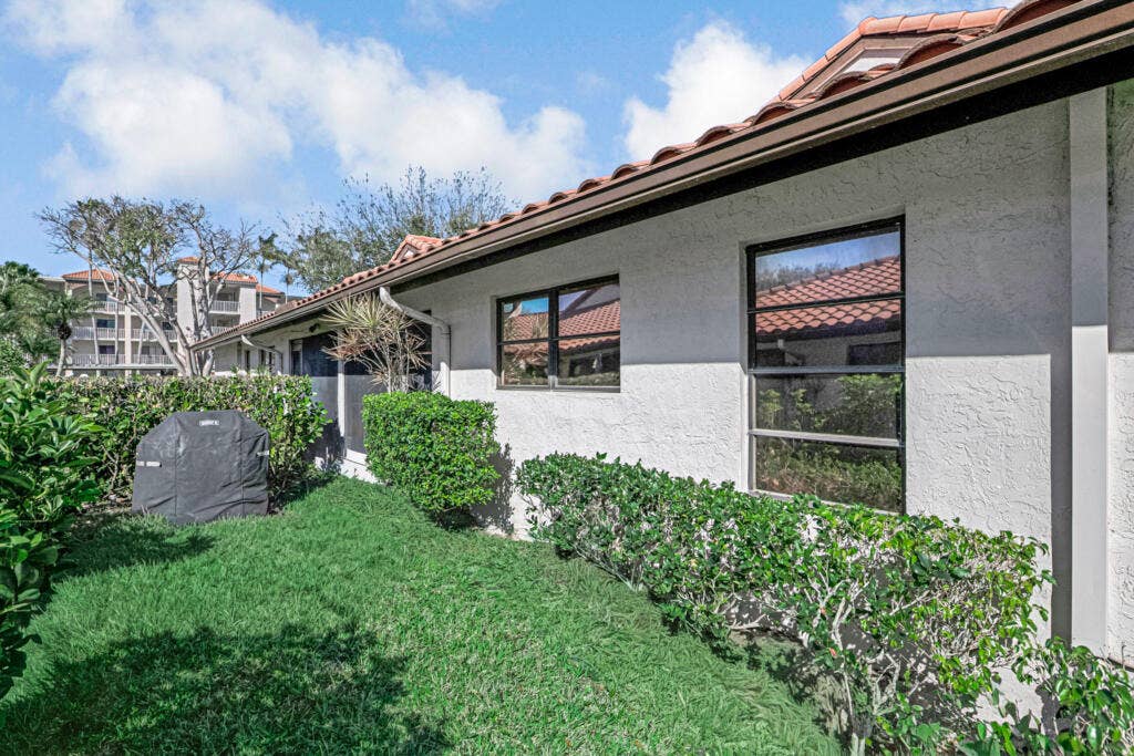 6235 Kings Gate Circle, Delray Beach, FL 33484 6235 Kings Gate Circle, Delray Beach, FL 33484