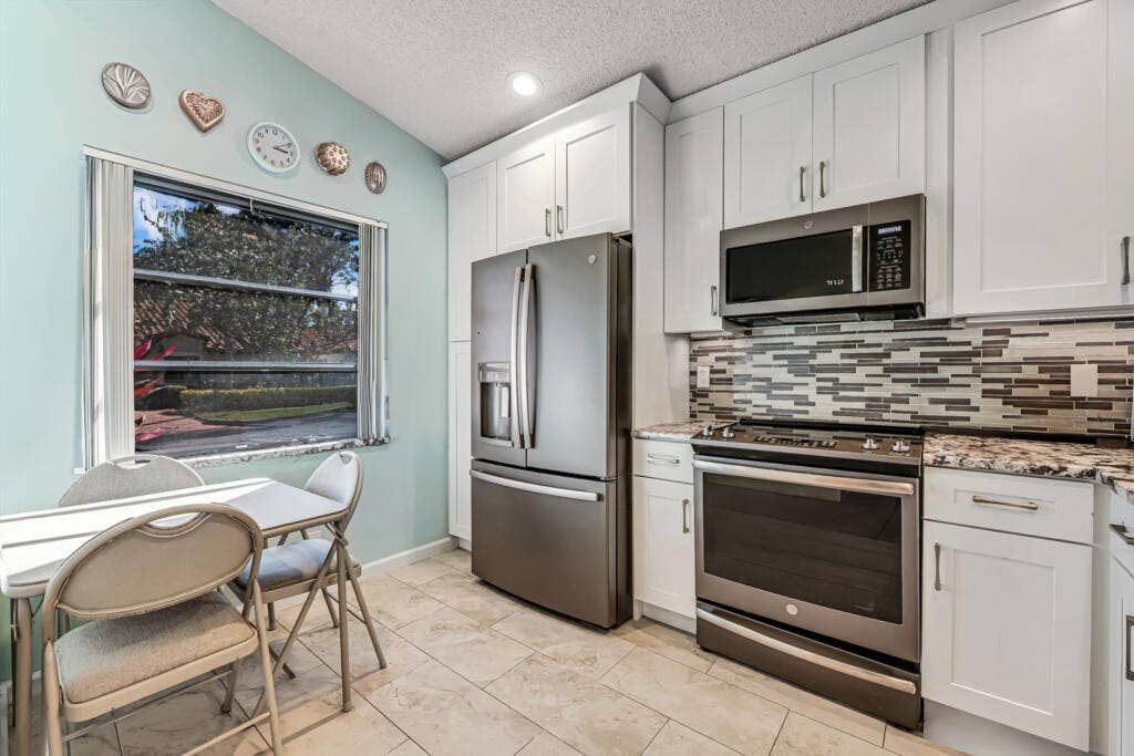6235 Kings Gate Circle, Delray Beach, FL 33484 6235 Kings Gate Circle, Delray Beach, FL 33484