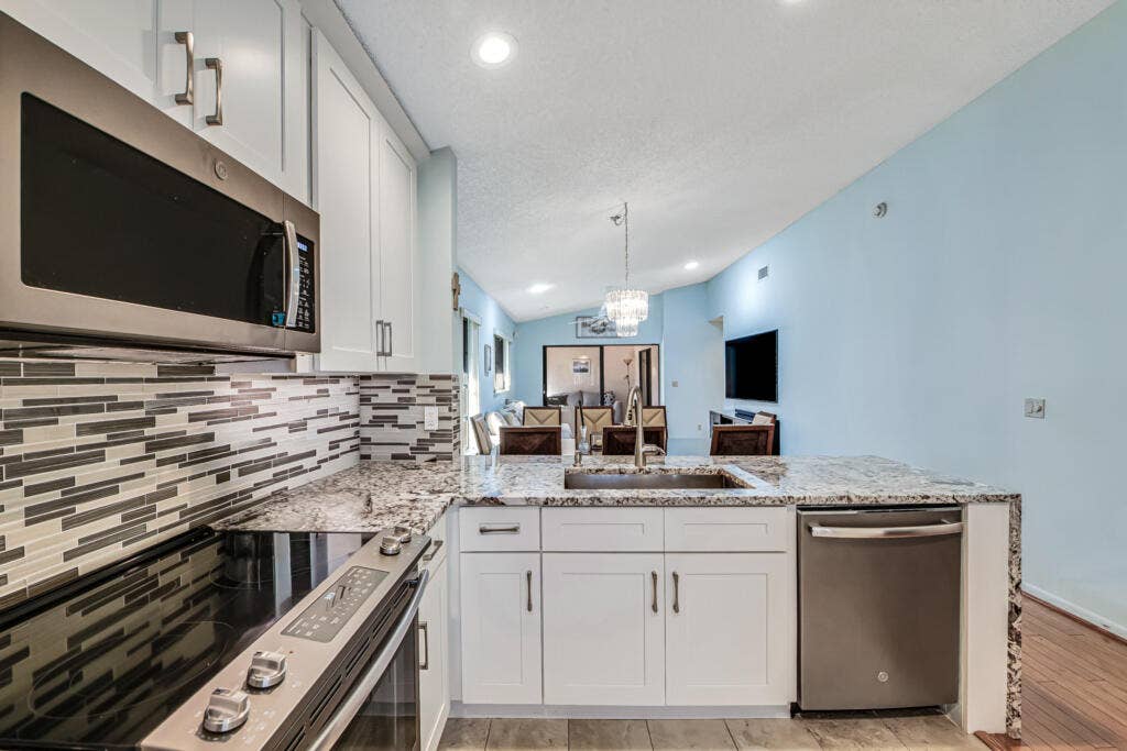 6235 Kings Gate Circle, Delray Beach, FL 33484 6235 Kings Gate Circle, Delray Beach, FL 33484