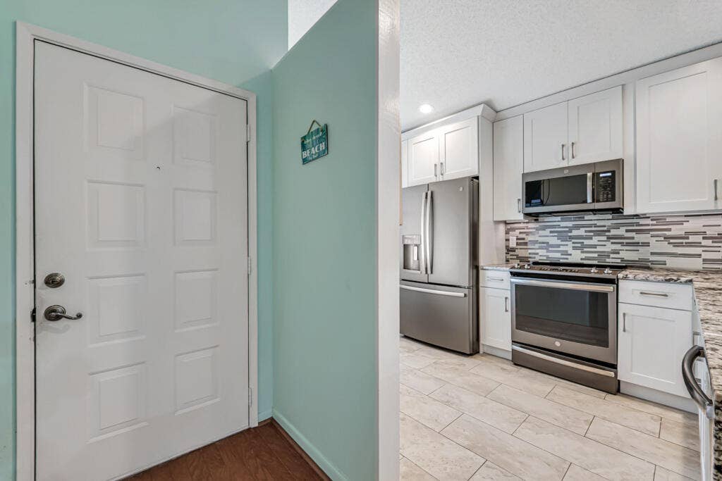6235 Kings Gate Circle, Delray Beach, FL 33484 6235 Kings Gate Circle, Delray Beach, FL 33484