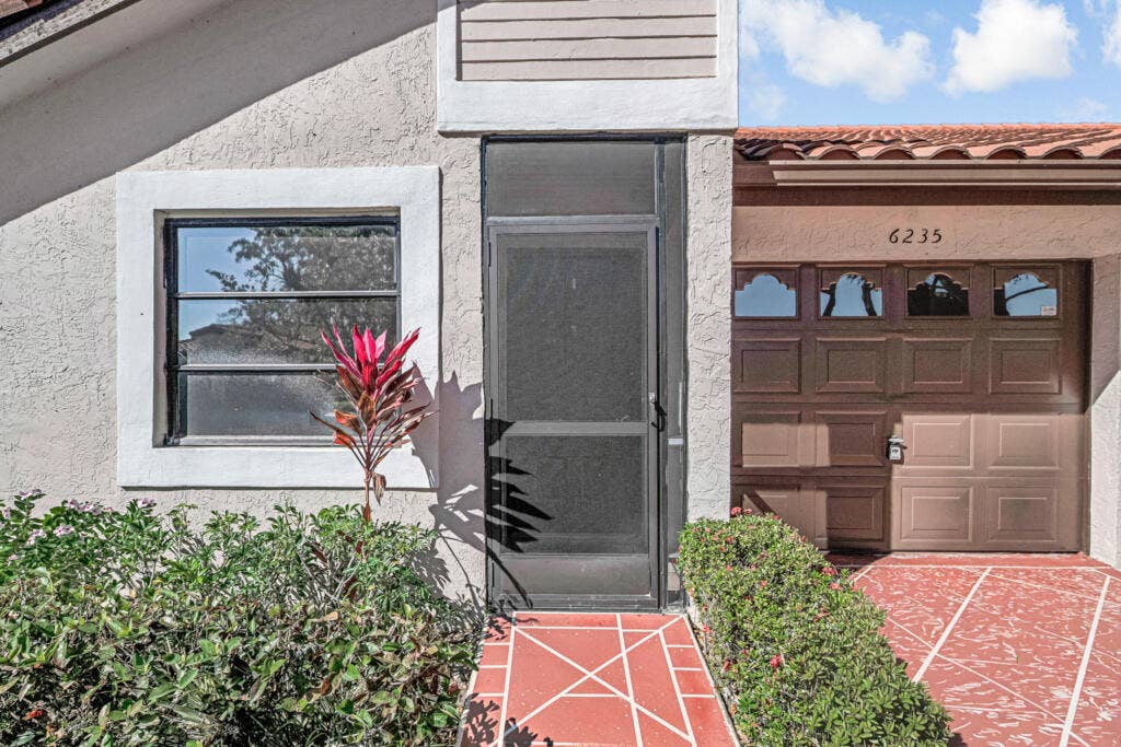 6235 Kings Gate Circle, Delray Beach, FL 33484 6235 Kings Gate Circle, Delray Beach, FL 33484
