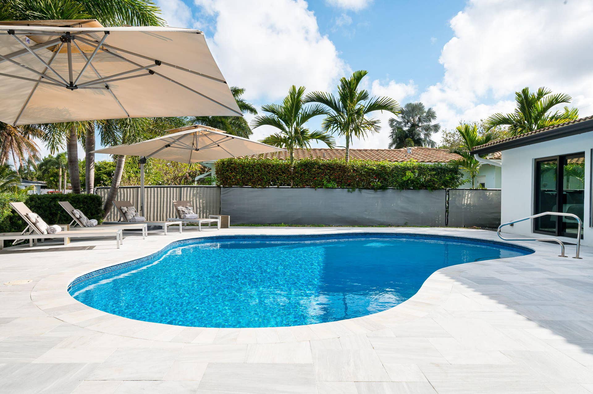 2200 NE 15th Terrace NE, Wilton Manors, FL 33305 2200 NE 15th Terrace NE, Wilton Manors, FL 33305