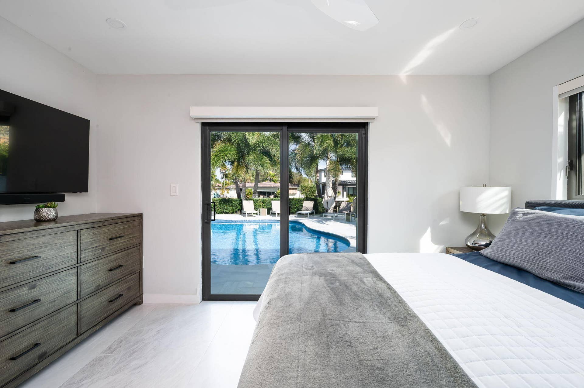 2200 NE 15th Terrace NE, Wilton Manors, FL 33305 2200 NE 15th Terrace NE, Wilton Manors, FL 33305