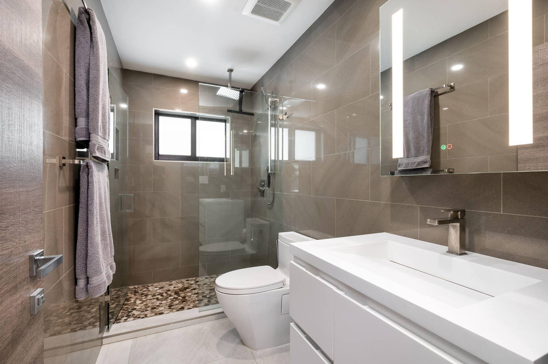 2200 NE 15th Terrace NE, Wilton Manors, FL 33305 2200 NE 15th Terrace NE, Wilton Manors, FL 33305