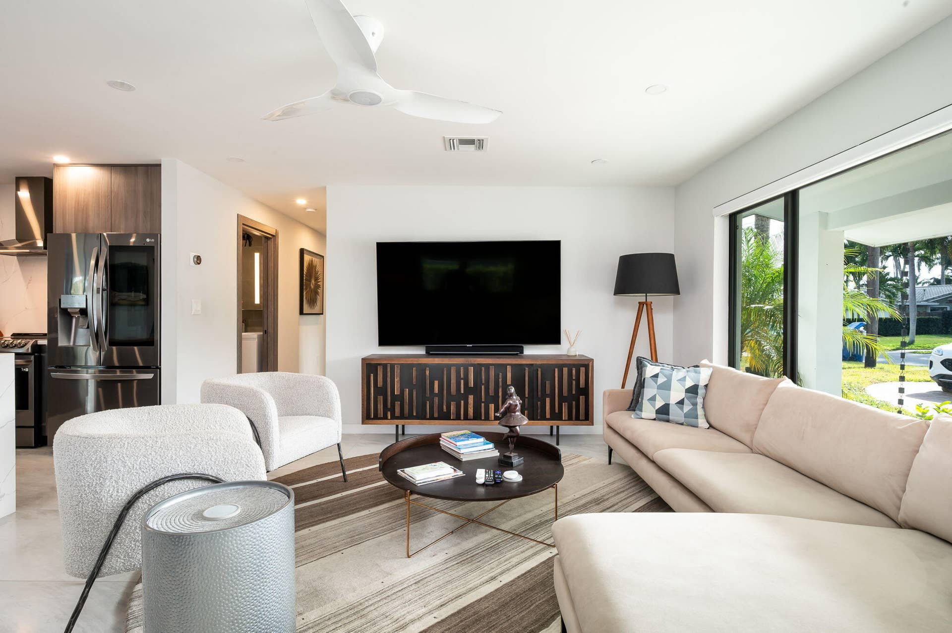 2200 NE 15th Terrace NE, Wilton Manors, FL 33305 2200 NE 15th Terrace NE, Wilton Manors, FL 33305