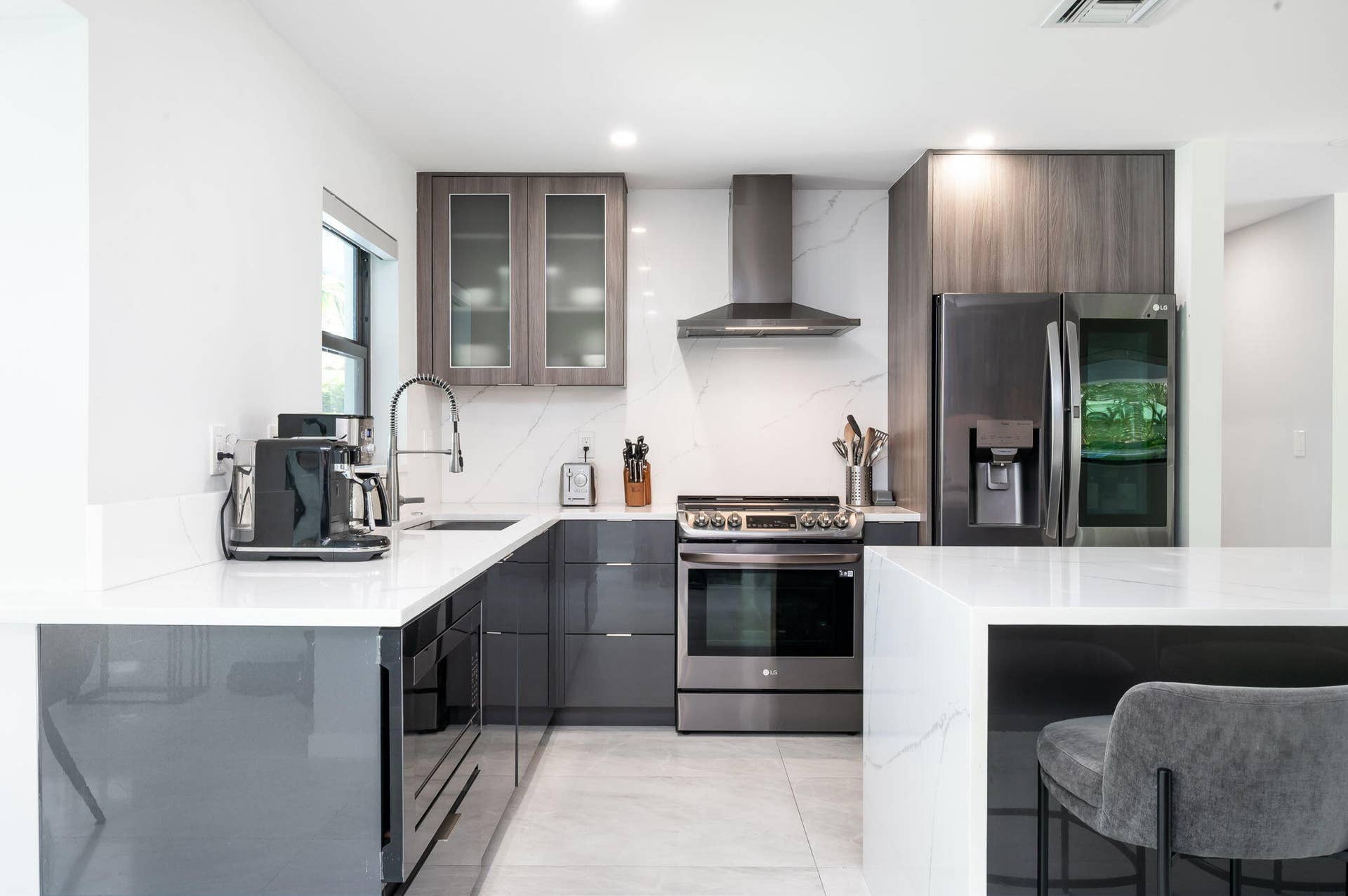 2200 NE 15th Terrace NE, Wilton Manors, FL 33305 2200 NE 15th Terrace NE, Wilton Manors, FL 33305