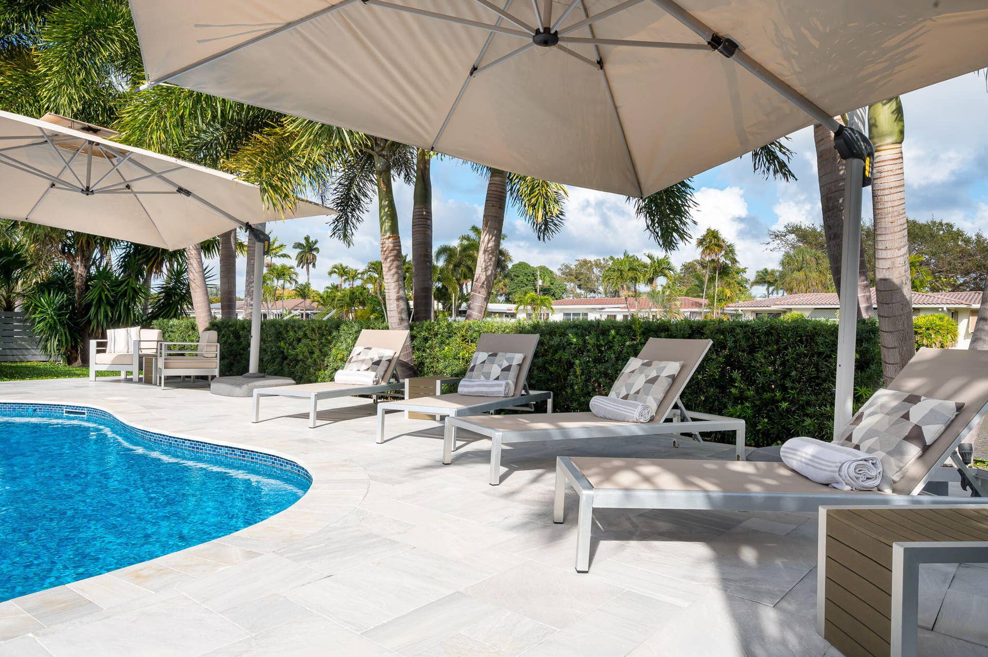 2200 NE 15th Terrace NE, Wilton Manors, FL 33305 2200 NE 15th Terrace NE, Wilton Manors, FL 33305