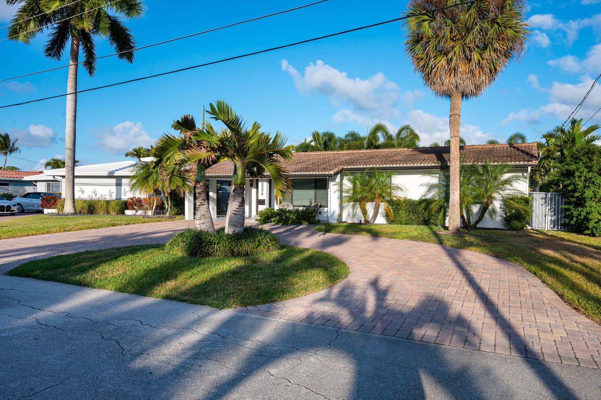 2200 NE 15th Terrace NE, Wilton Manors, FL 33305 2200 NE 15th Terrace NE, Wilton Manors, FL 33305