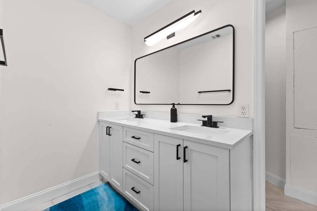 801 NE 1st Street, #8, Fort Lauderdale, Fort Lauderdale, FL 33301