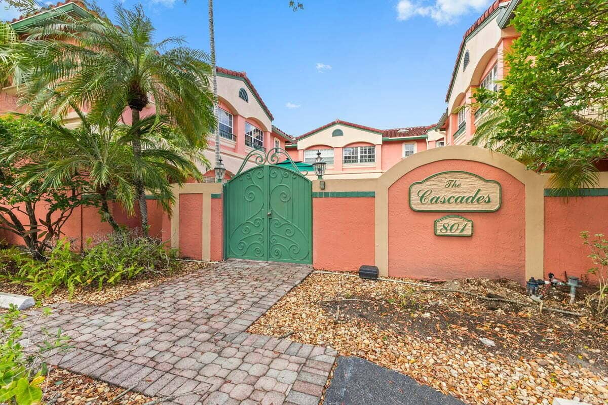 801 NE 1st Street, #8, Fort Lauderdale, Fort Lauderdale, FL 33301
