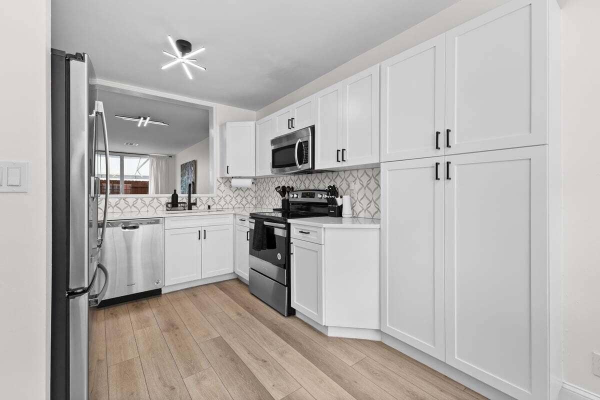 801 NE 1st Street, #8, Fort Lauderdale, Fort Lauderdale, FL 33301