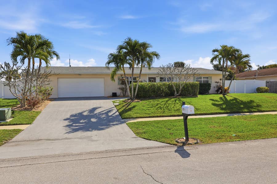 Property photo for 305 Circle E, Jupiter, FL