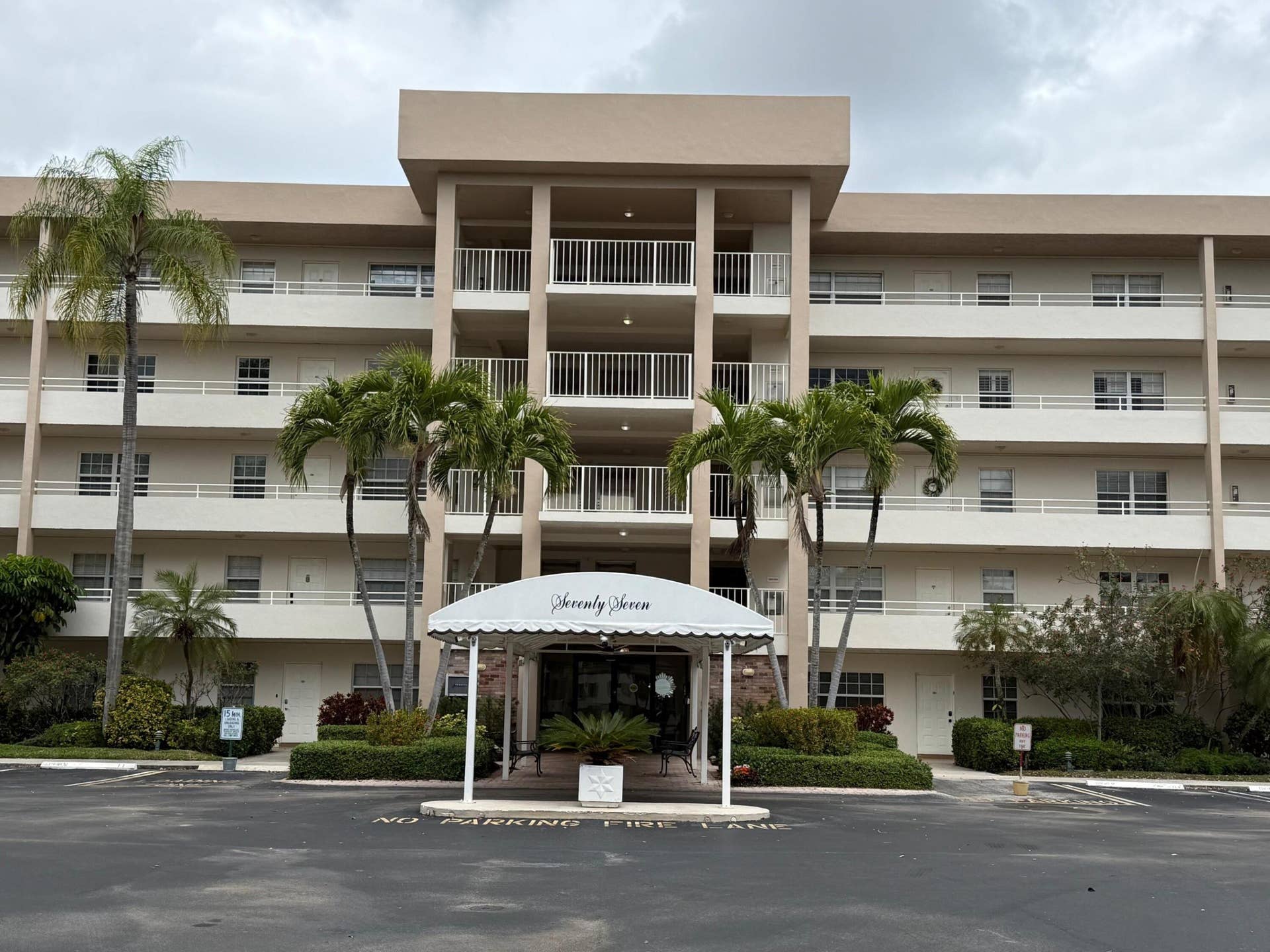 3930 Oaks Clubhouse Drive, #408, Pompano Beach, FL 33069 3930 Oaks Clubhouse Drive, #408, Pompano Beach, FL 33069