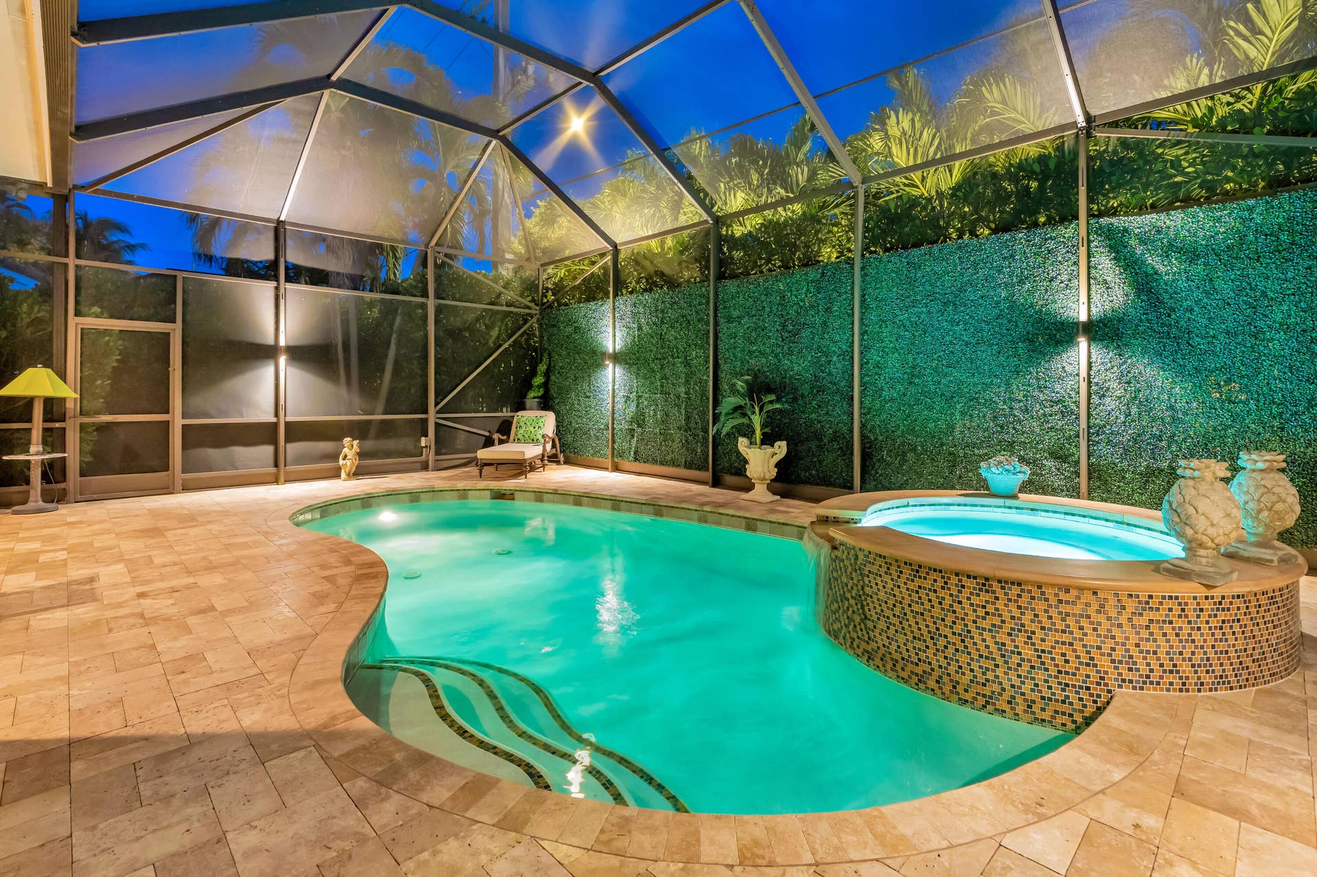 104 Renaissance Drive, North Palm Beach, FL 33410 easy maintenance salt water pool with spa
