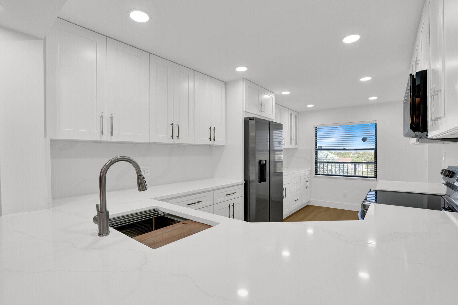 9260 SW 14th Street, #2508, Boca Raton, FL 33428 Kitchen