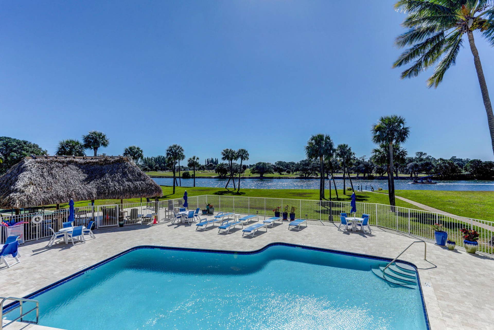 336 Golfview Road, #207, North Palm Beach, FL 33408 Pool