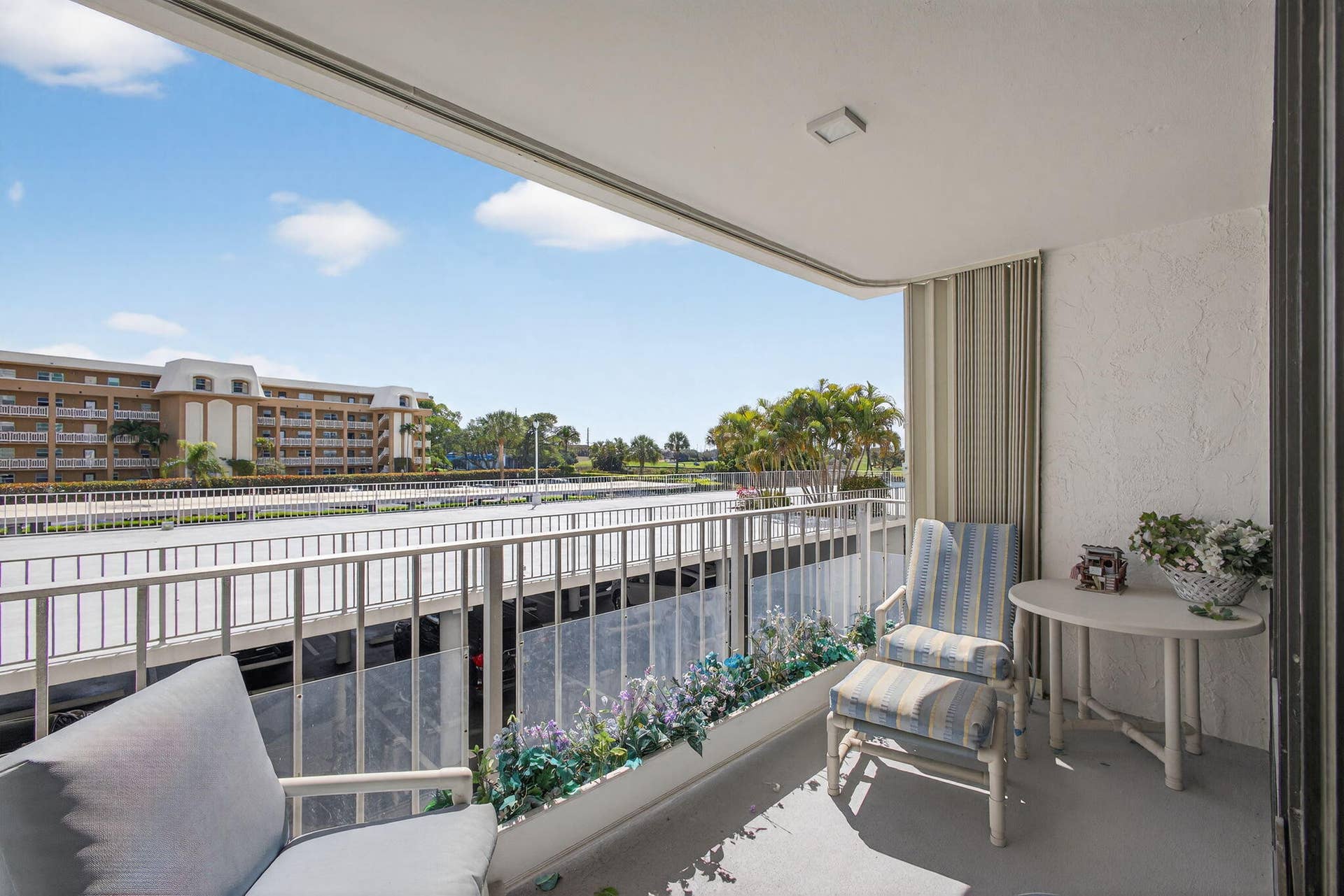 336 Golfview Road, #207, North Palm Beach, FL 33408 23-web-or-mls-5D1A0305