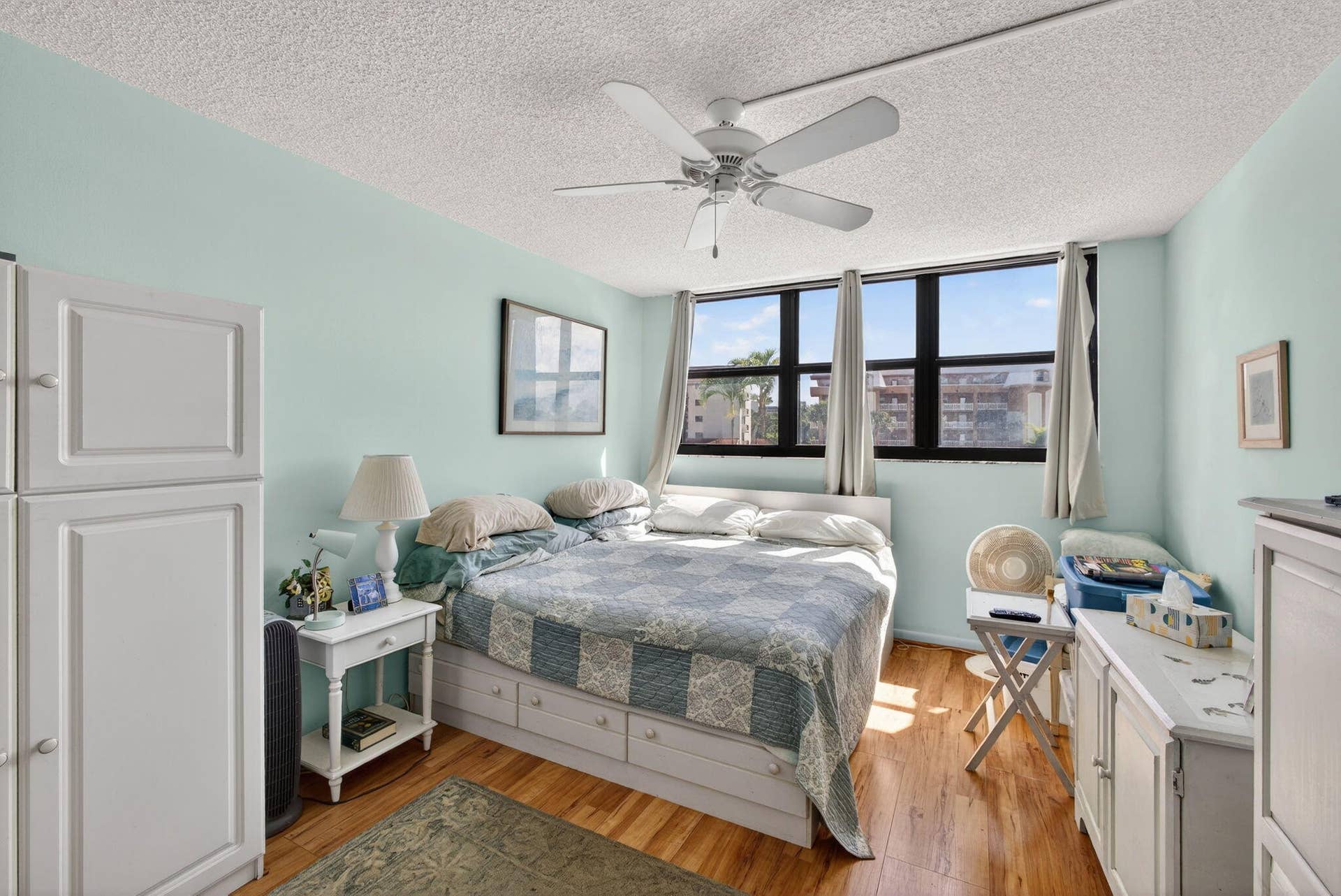 336 Golfview Road, #207, North Palm Beach, FL 33408 Master bedroom