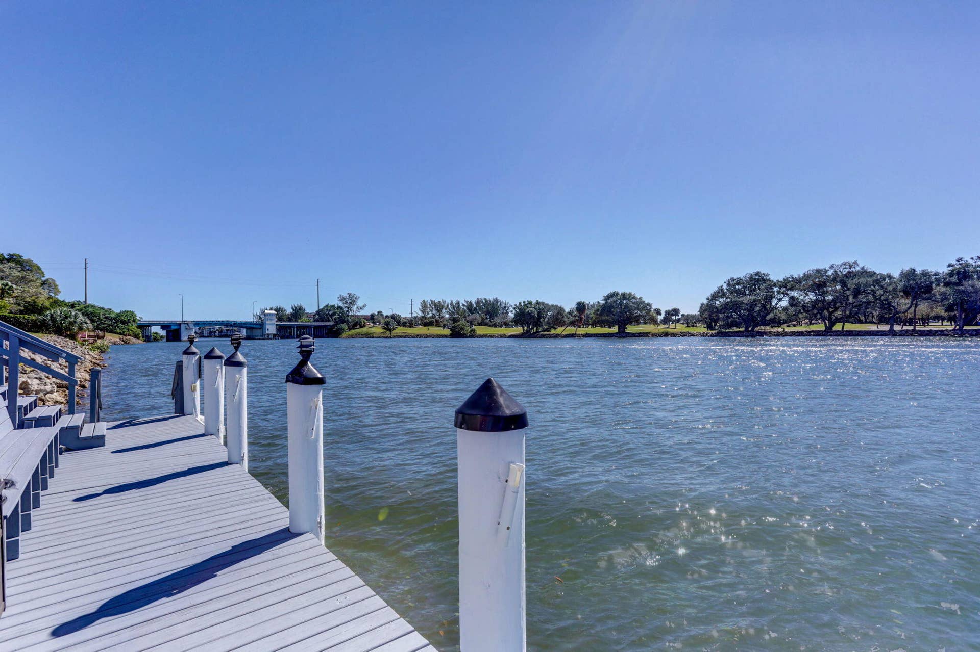 336 Golfview Road, #207, North Palm Beach, FL 33408 Private dock