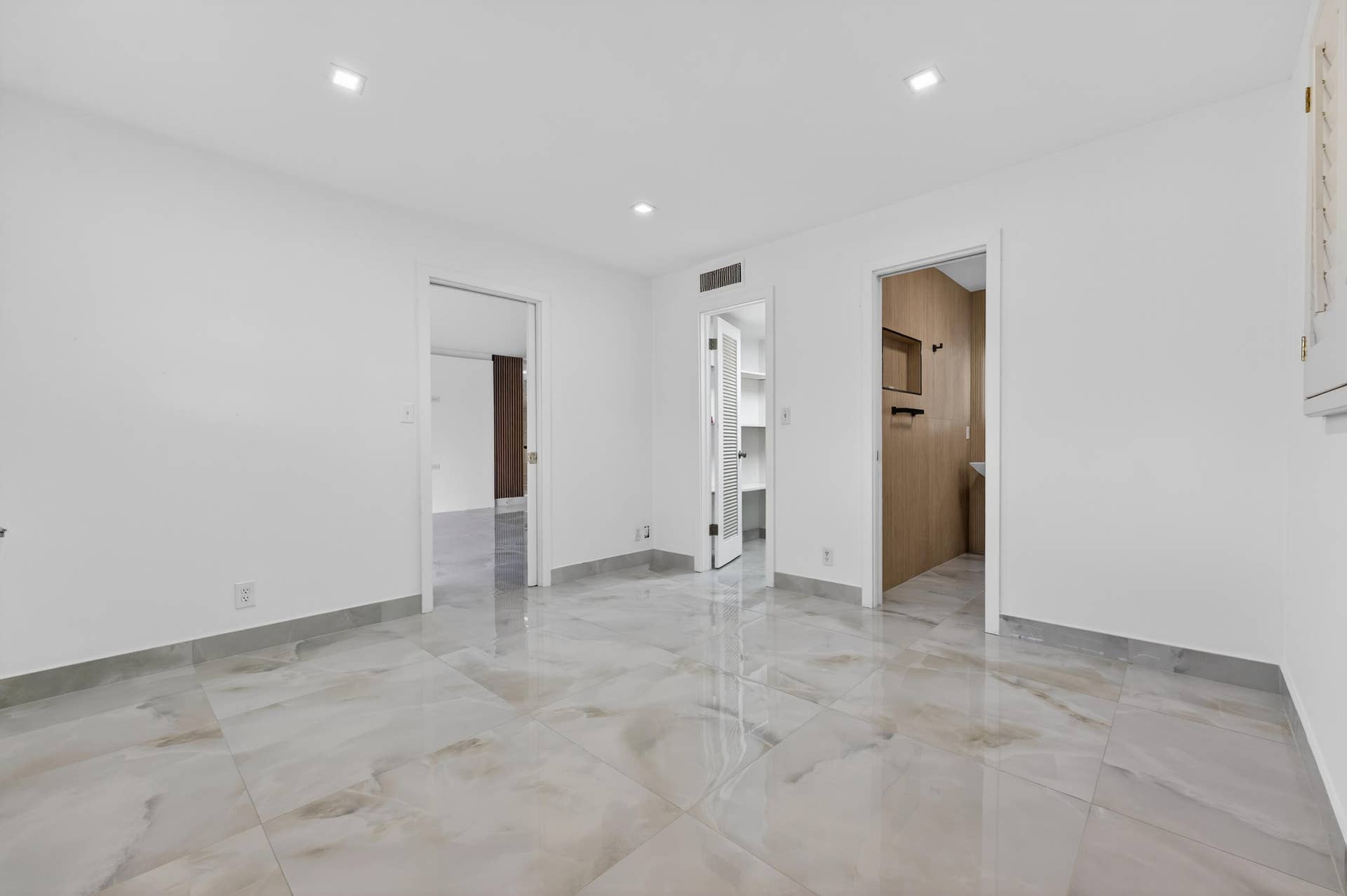 2134 NE 36th Street, #82, Lighthouse Point, FL 33064 2134 NE 36th Street, #82, Lighthouse Point, FL 33064
