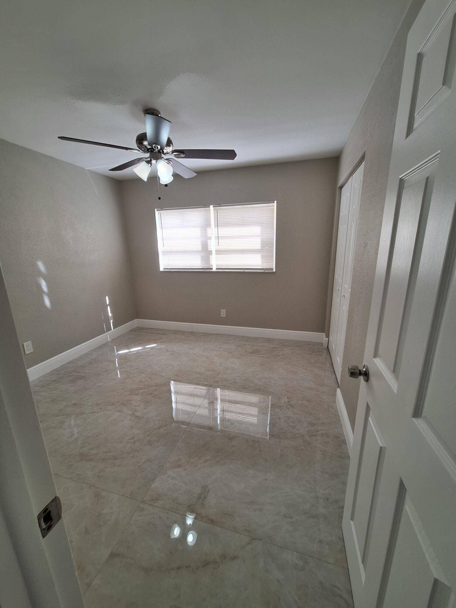 12) Bedroom #2