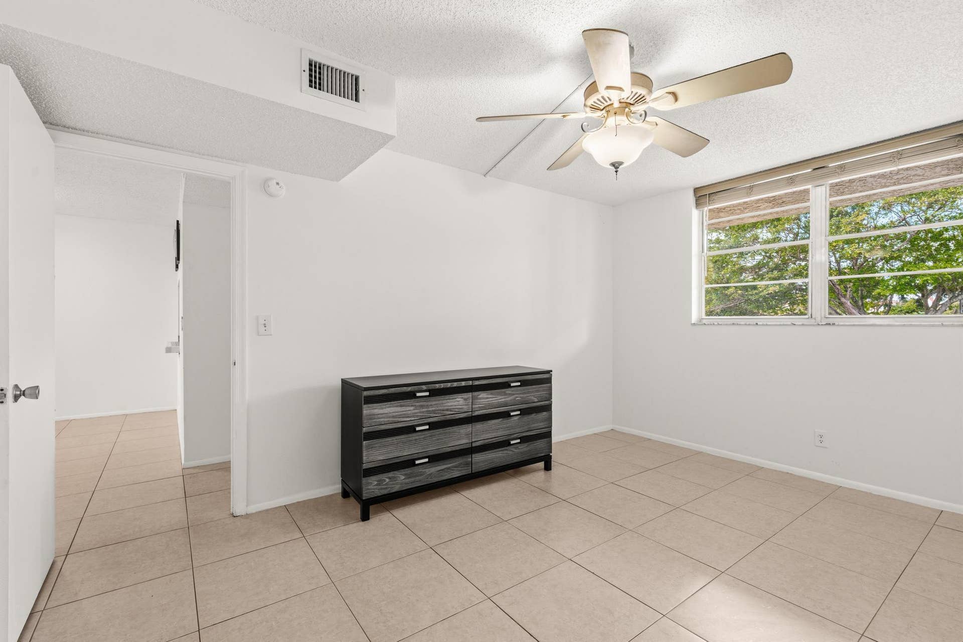9340 Lagoon Place, #206, Davie, FL 33324 photography-result-16