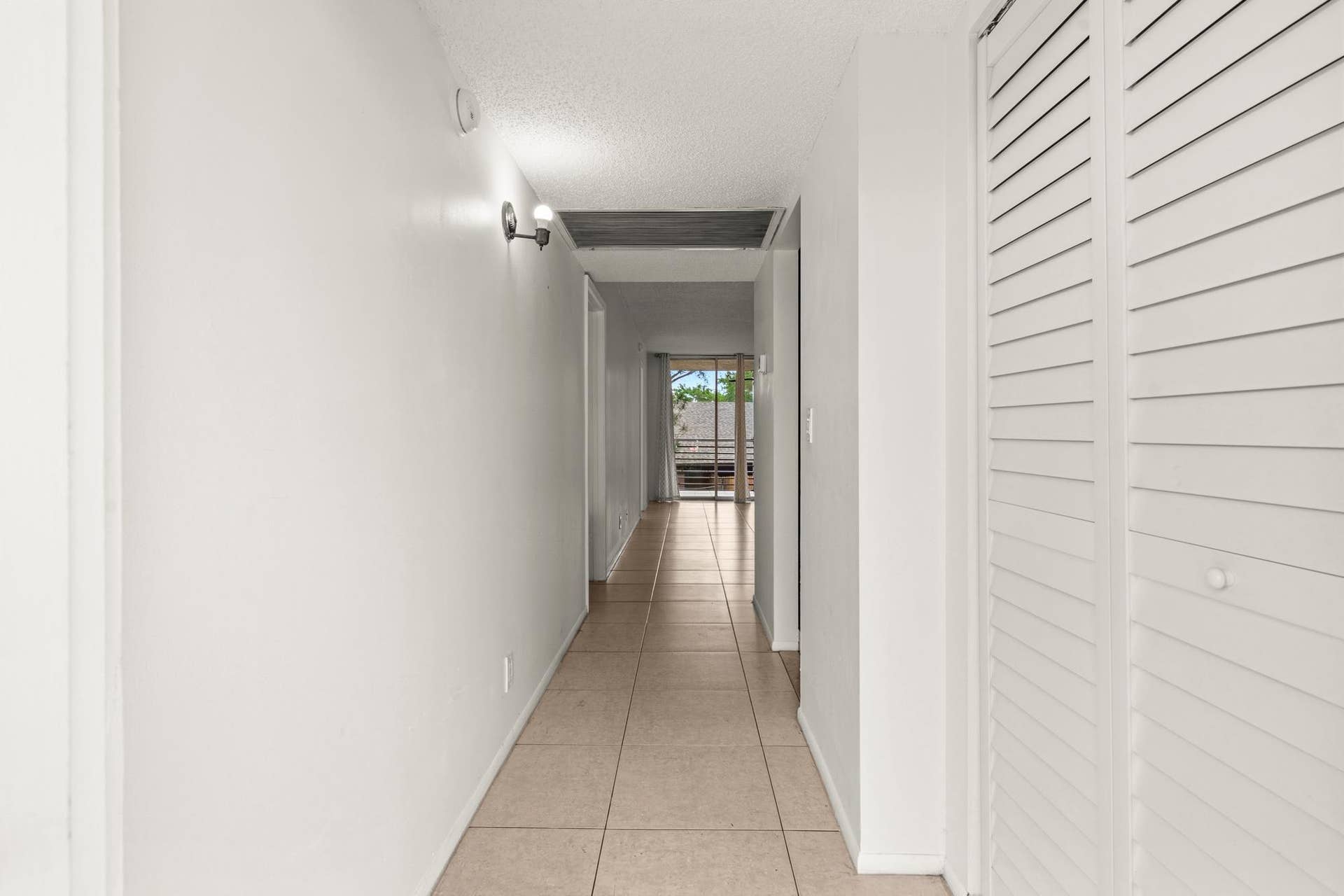 9340 Lagoon Place, #206, Davie, FL 33324 photography-result-21